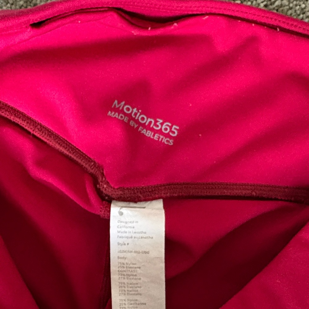 Fabletics leggings - image 3